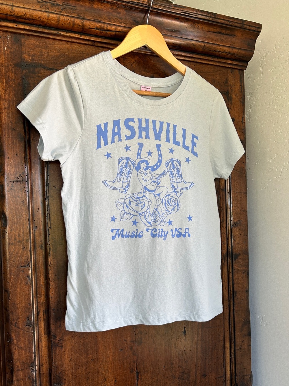 Kittenish Nashville Blue Graphic Tee with Blue Print NWT Size Medium